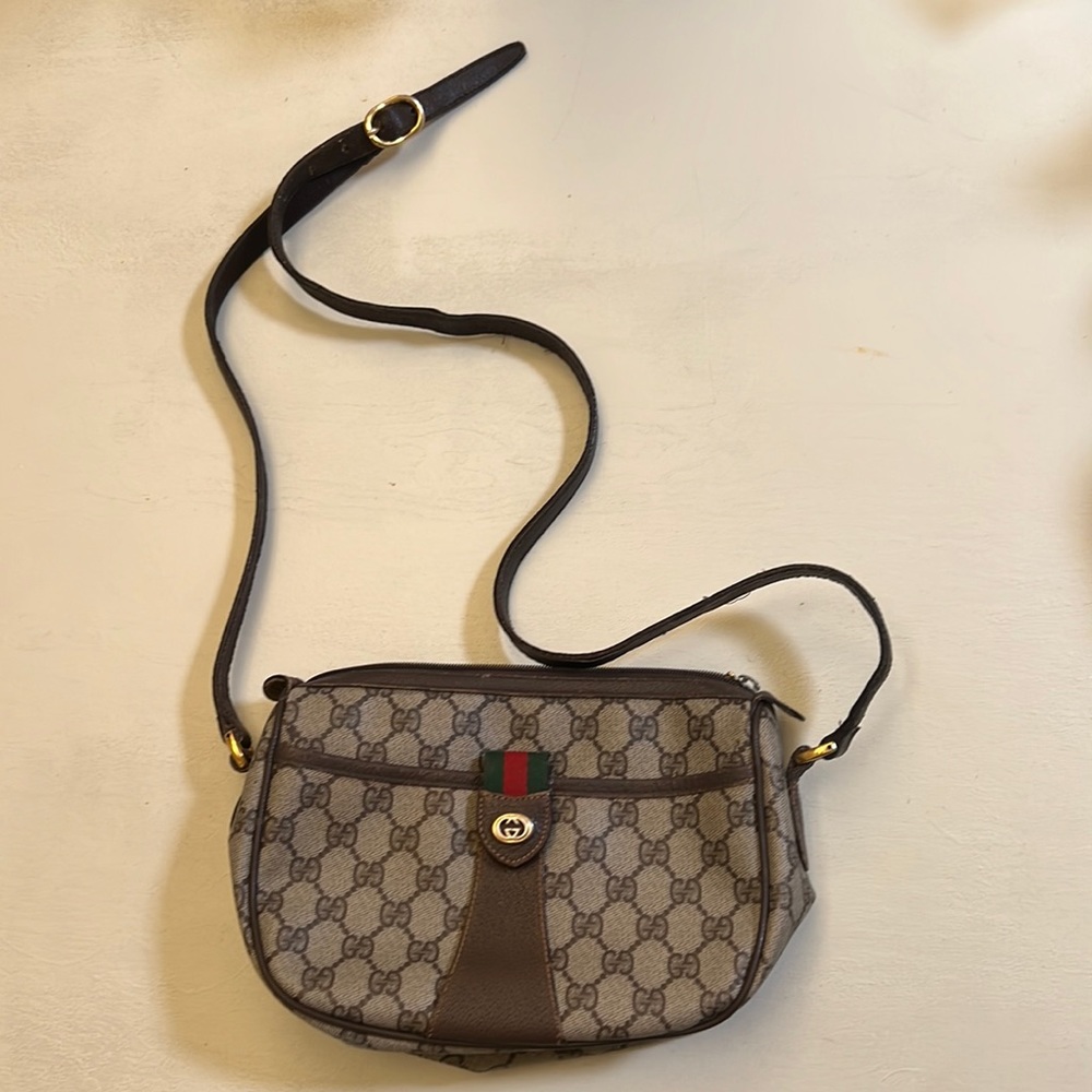 Authentic Gucci Vintage Web Sherry Line Brown Coated Canvas Cross Body B…